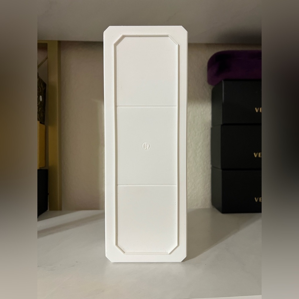 White Rectangular Organizer - Picture 4 of 4